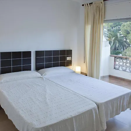 Luminoso En 1ª Linea De Mar Con Terraza Y Vistas, Cerca De Playas Y Comercios. - Es-228-36 Apartment Llanca