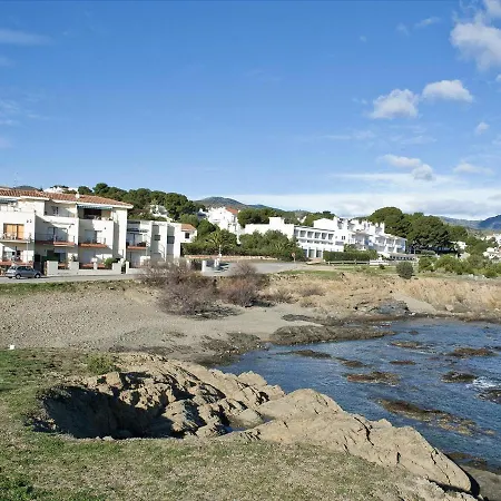Luminoso En 1ª Linea De Mar Con Terraza Y Vistas, Cerca De Playas Y Comercios. - Es-228-36 Apartament *